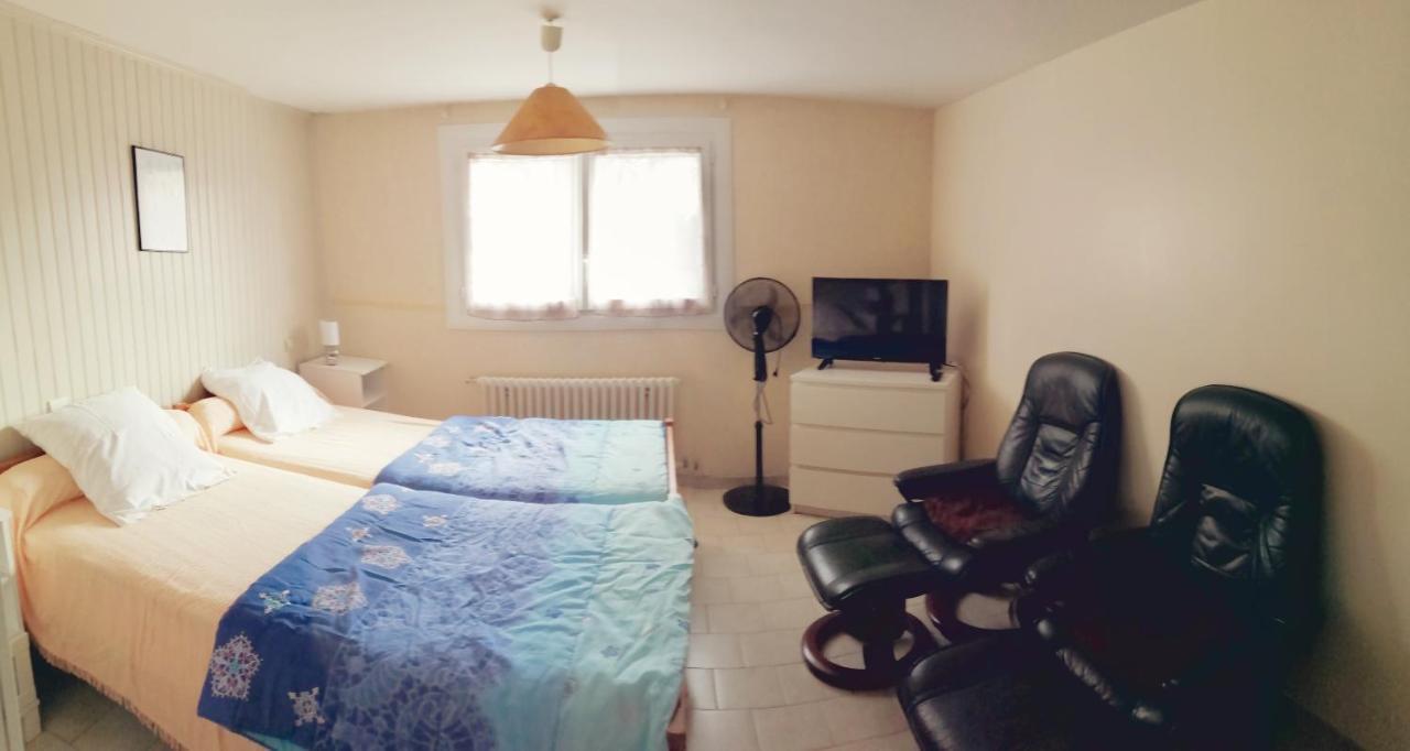 Residence Les Plus Pres Jonzac Kültér fotó