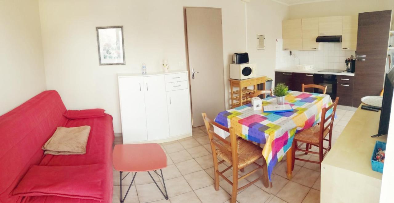 Residence Les Plus Pres Jonzac Kültér fotó